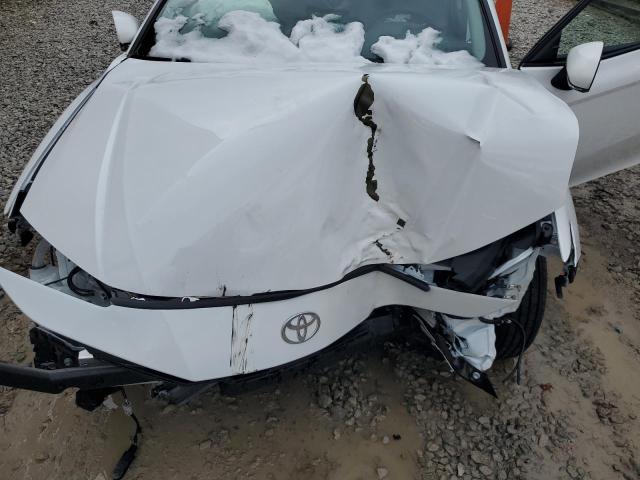 4T1DBADK3SU534646 - 2025 TOYOTA CAMRY XSE WHITE photo 11