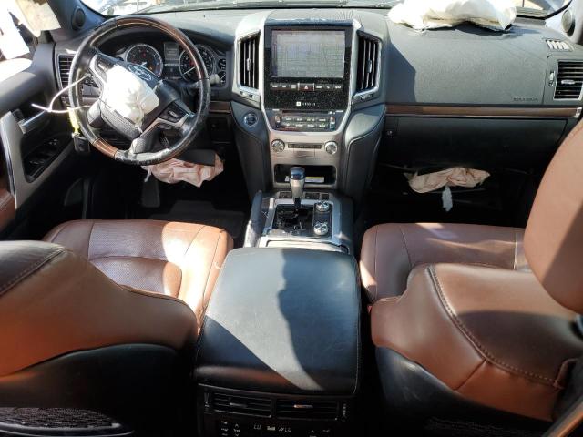 JTMCY7AJ7G4046157 - 2016 TOYOTA LAND CRUIS BLUE photo 8