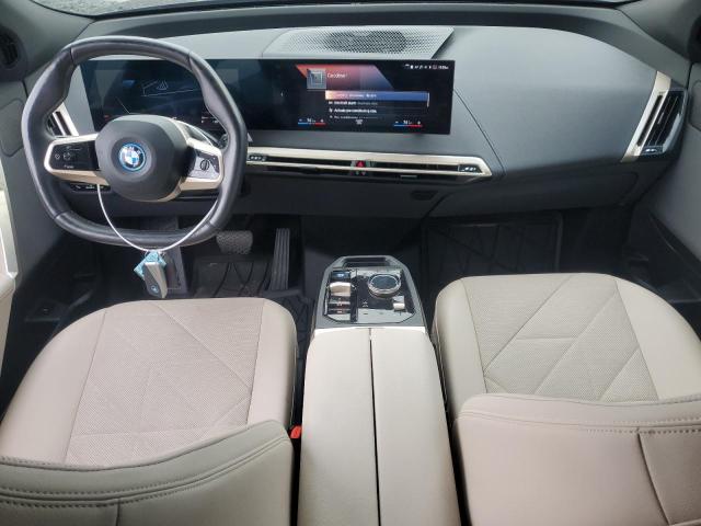 WB523CF02PCM07590 - 2023 BMW IX XDRIVE50 黑色 照片 8