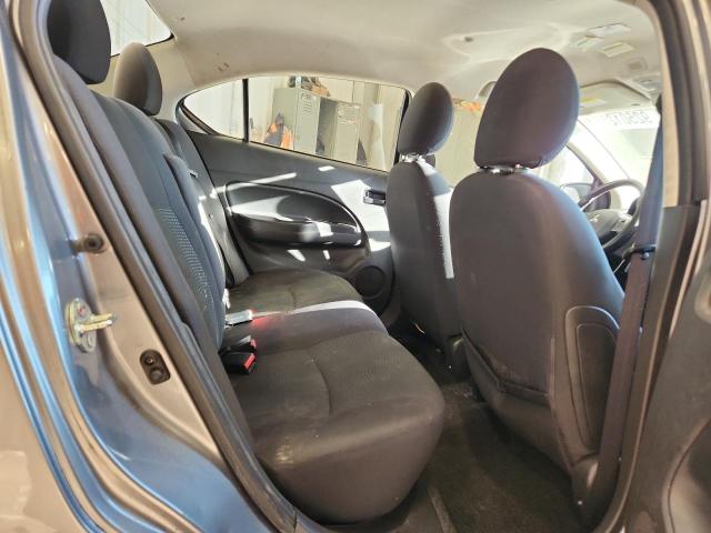 ML32F3FJ0JHF06848 - 2018 MITSUBISHI MIRAGE G4 ES Szary zdjęcie 10