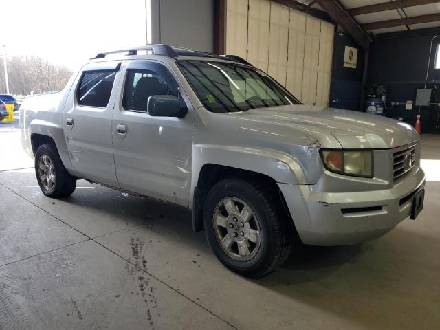 2HJYK16588H500710 - 2008 HONDA RIDGELINE RTL SILVER photo 4