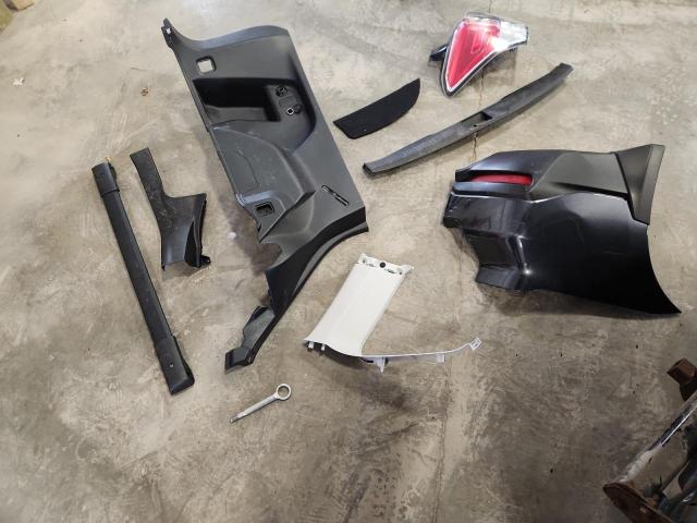 JF2SJAEC8JG545906 - 2018 SUBARU FORESTER 2.5I PREMIUM Чорний фото 12