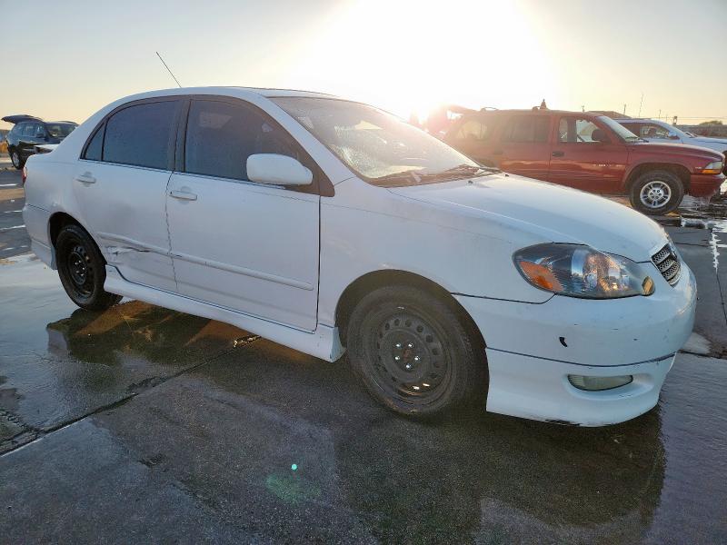 1NXBR32E95Z414804 - 2005 TOYOTA COROLLA CE WHITE photo 4