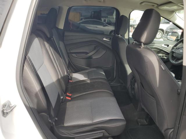 1FMCU0GD5JUA25539 - 2018 FORD ESCAPE SE Ақ фото 11