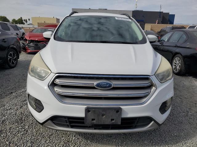 1FMCU0GD5JUA25539 - 2018 FORD ESCAPE SE Ақ фото 5