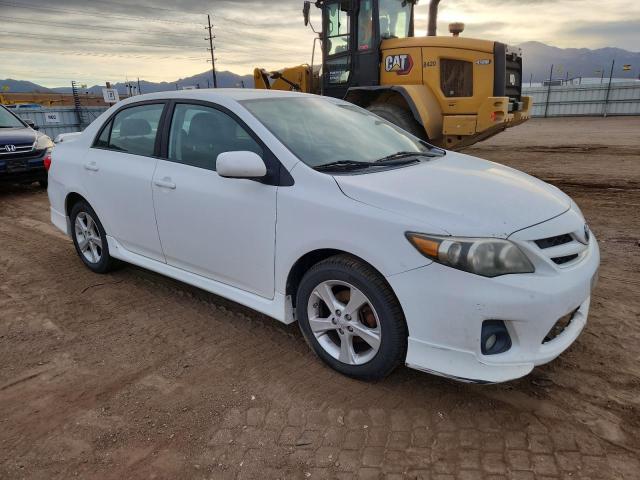 2T1BU4EE9BC633601 - 2011 TOYOTA COROLLA BASE Blanco foto 4
