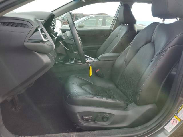 4T1B61HK4JU105505 - 2018 TOYOTA CAMRY XSE 灰色 照片 7