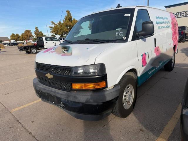 1GCWGAFP5K1364511 - 2019 CHEVROLET EXPRESS G2 WHITE photo 2