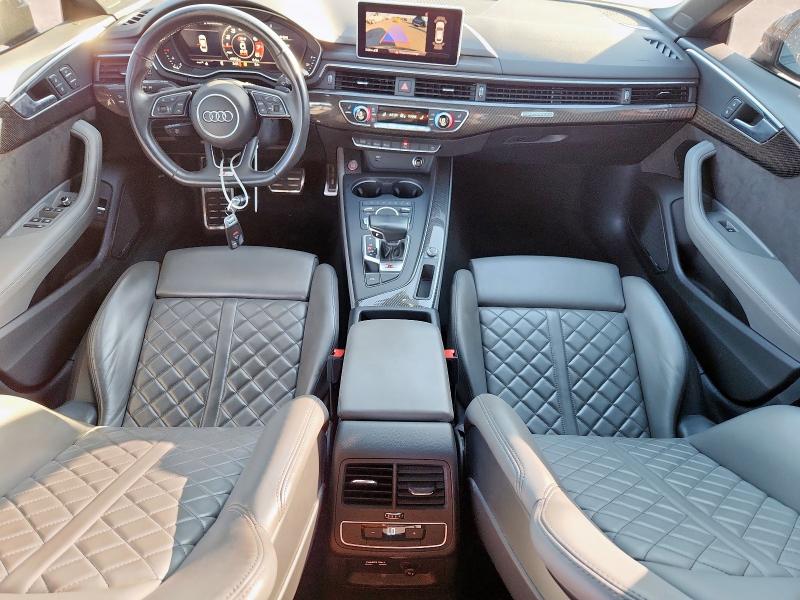 WAUB4CF52KA070319 - 2019 AUDI S5 PREMIUM PLUS Grau Foto 8