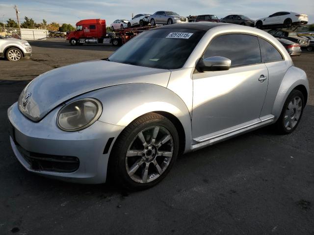 2013 VOLKSWAGEN BEETLE, 