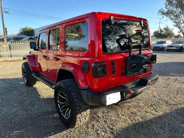 1C4HJXEG8JW315173 - 2018 JEEP WRANGLER U SAHARA 红色 照片 3