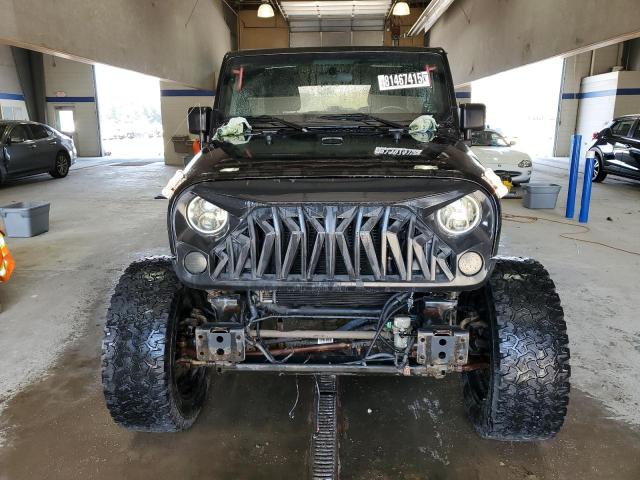 1C4BJWDG4FL746040 - 2015 JEEP WRANGLER U SPORT BLACK photo 5