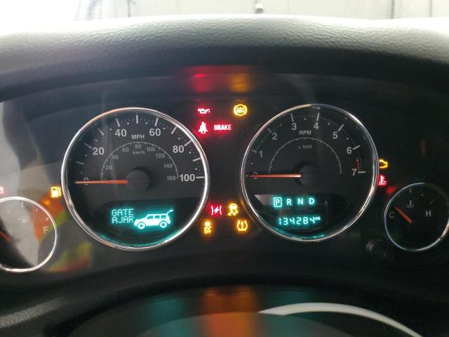 1C4BJWDG4FL746040 - 2015 JEEP WRANGLER U SPORT BLACK photo 9