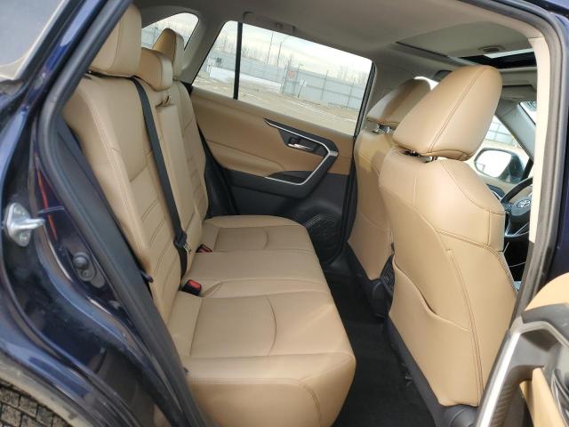 2T3R1RFV1MW141401 - 2021 TOYOTA RAV4 XLE BLUE photo 11