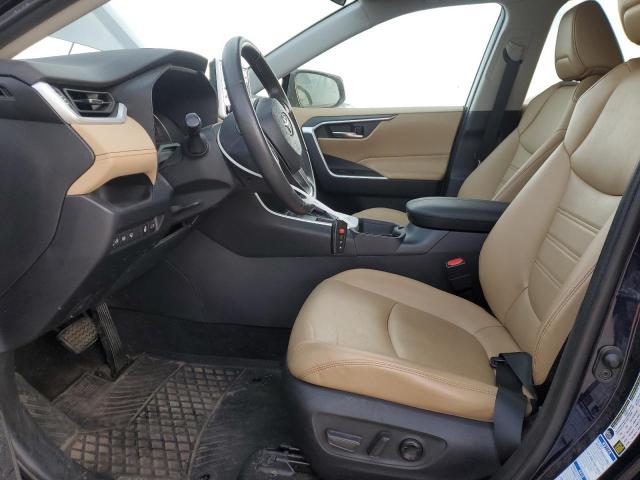 2T3R1RFV1MW141401 - 2021 TOYOTA RAV4 XLE BLUE photo 7