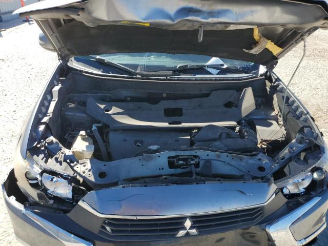 JA4AP3AUXGZ060189 - 2016 MITSUBISHI OUTLANDER ES GRAY photo 12