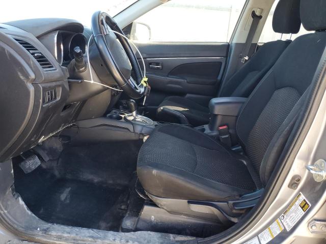 JA4AP3AUXGZ060189 - 2016 MITSUBISHI OUTLANDER ES GRAY photo 7