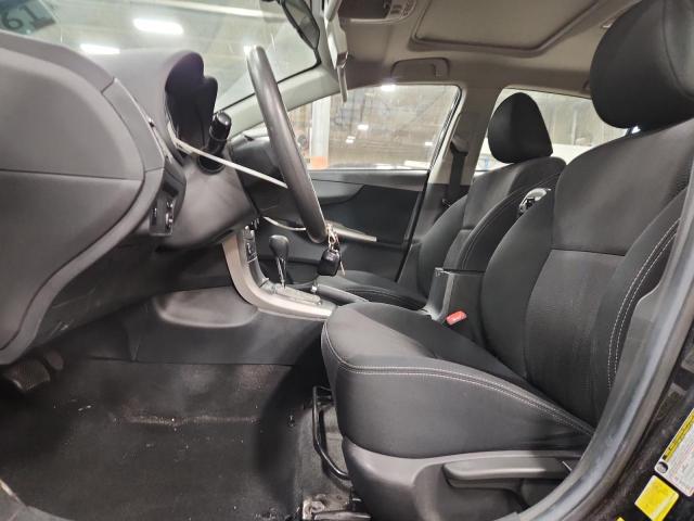 5YFBU4EE3CP011304 - 2012 TOYOTA COROLLA BASE 黑色 照片 7