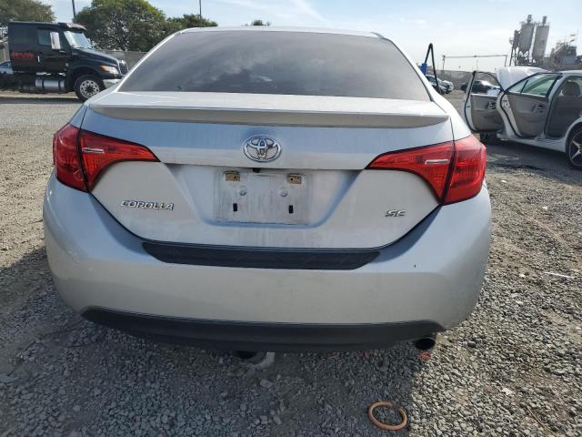 5YFBURHE5KP931071 - 2019 TOYOTA COROLLA L ვერცხლისფერი ფოტო 6