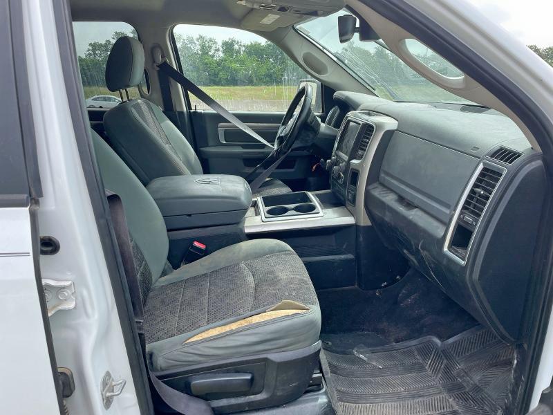 1C6RR7LM1FS688552 - 2015 RAM 1500 SLT WHITE photo 5