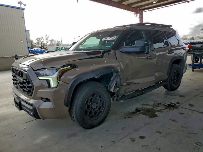 2025 TOYOTA SEQUOIA SR5, 