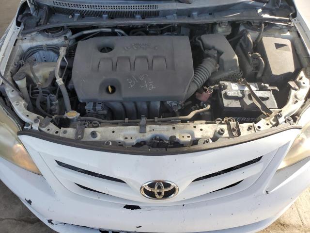 5YFBU4EE0DP081263 - 2013 TOYOTA COROLLA BASE أبيض صورة 12