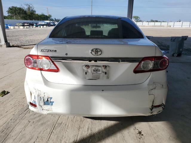 5YFBU4EE0DP081263 - 2013 TOYOTA COROLLA BASE أبيض صورة 6