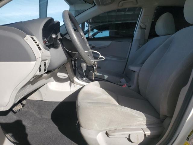 5YFBU4EE0DP081263 - 2013 TOYOTA COROLLA BASE أبيض صورة 7