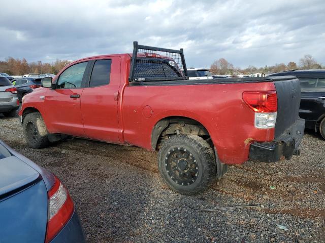 5TFUY5F15BX174258 - 2011 TOYOTA TUNDRA DOUBLE CAB SR5 RED photo 2