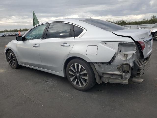 1N4AL3AP0JC282901 - 2018 NISSAN ALTIMA 2.5 银色 照片 2
