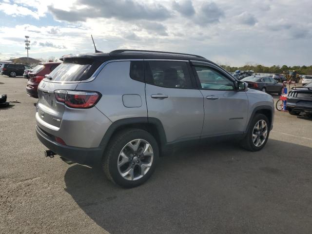 3C4NJDCB1JT222249 - 2018 JEEP COMPASS LIMITED Srebrny zdjęcie 3