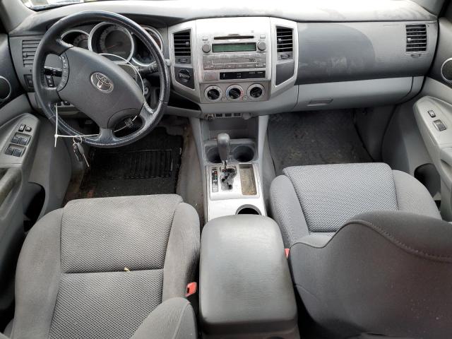 3TMLU4EN1BM079952 - 2011 TOYOTA TACOMA DOUBLE CAB SILVER photo 8