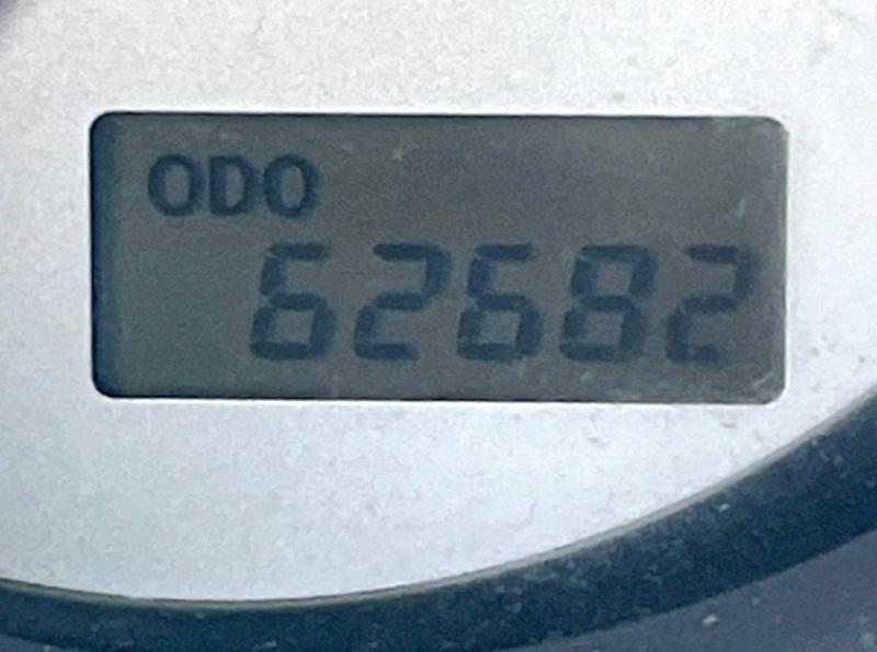 JTDFR3203Y0018812 - 2000 TOYOTA MR2 SPYDER SILVER photo 8