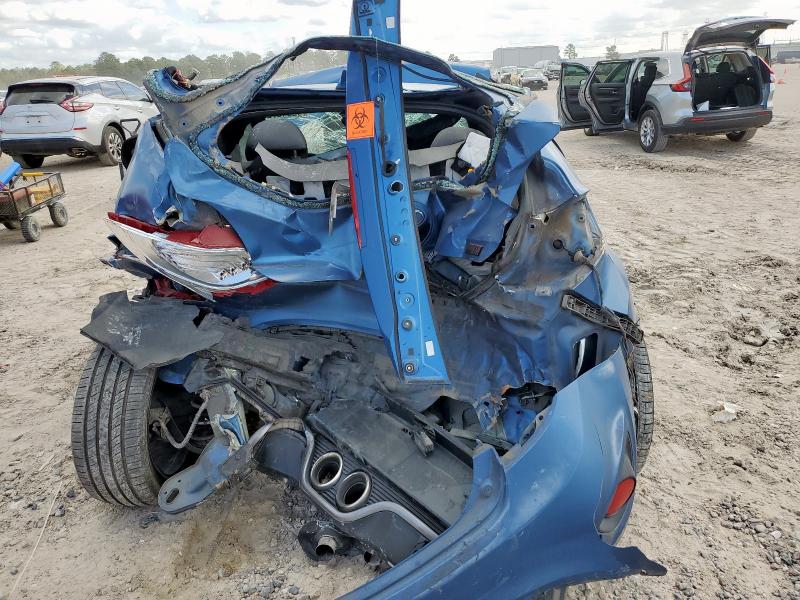 KMHTC6AE9GU262213 - 2016 HYUNDAI VELOSTER TURBO BLUE photo 6