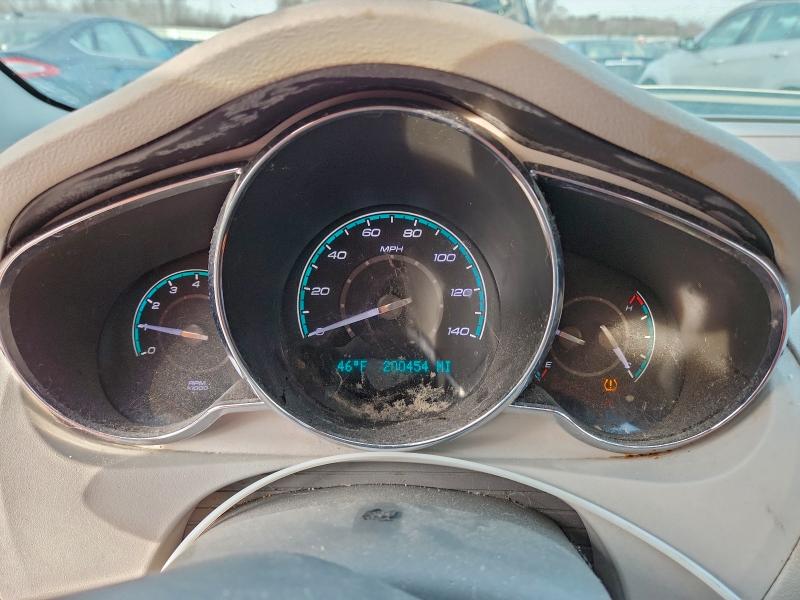 1G1ZC5EU0CF264577 - 2012 CHEVROLET MALIBU 1LT WHITE photo 9