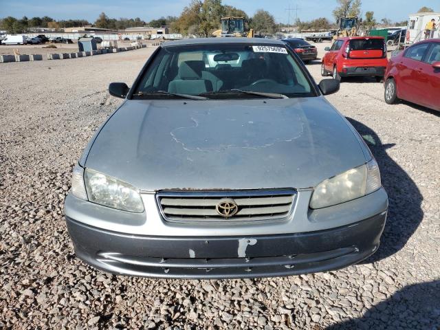 4T1BG22K31U030839 - 2001 TOYOTA CAMRY CE Argent photo 5