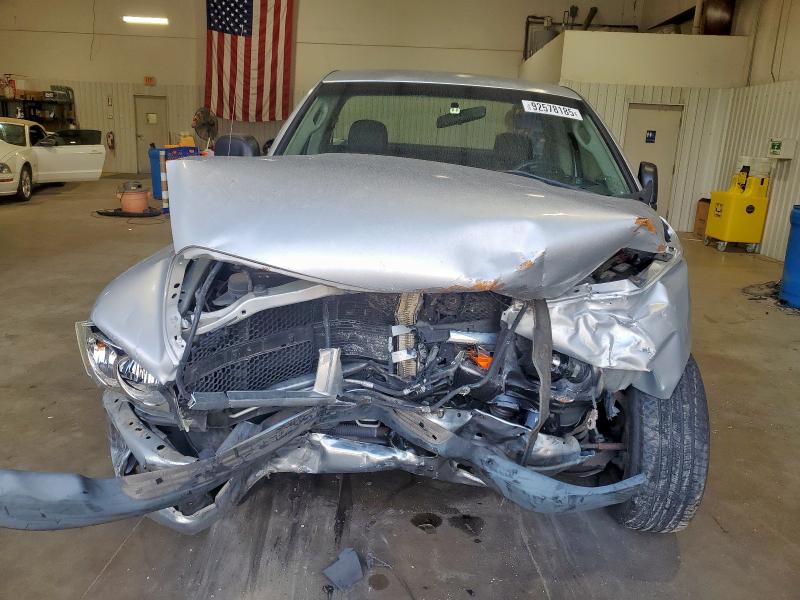 1D7HA16K23J646613 - 2003 DODGE RAM 1500 ST 银色 照片 5