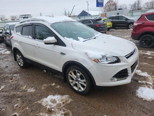 1FMCU9J99GUA48324 - 2016 FORD ESCAPE TITANIUM WHITE photo 4