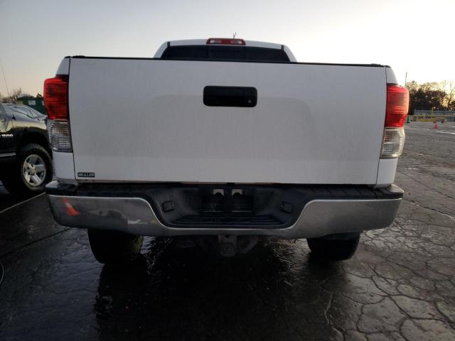 5TFUY5F11AX112421 - 2010 TOYOTA TUNDRA DOUBLE CAB SR5 WHITE photo 6