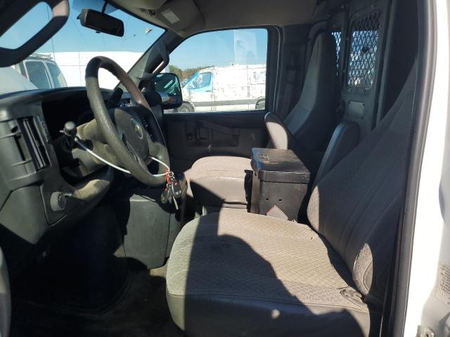 1GCWGAFP7J1190343 - 2018 CHEVROLET EXPRESS G2 WHITE photo 7