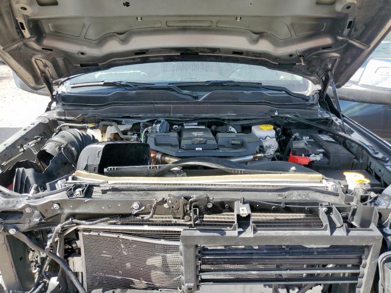 3C6UR5FL2RG324718 - 2024 RAM 2500 LARAMIE GRAY photo 11