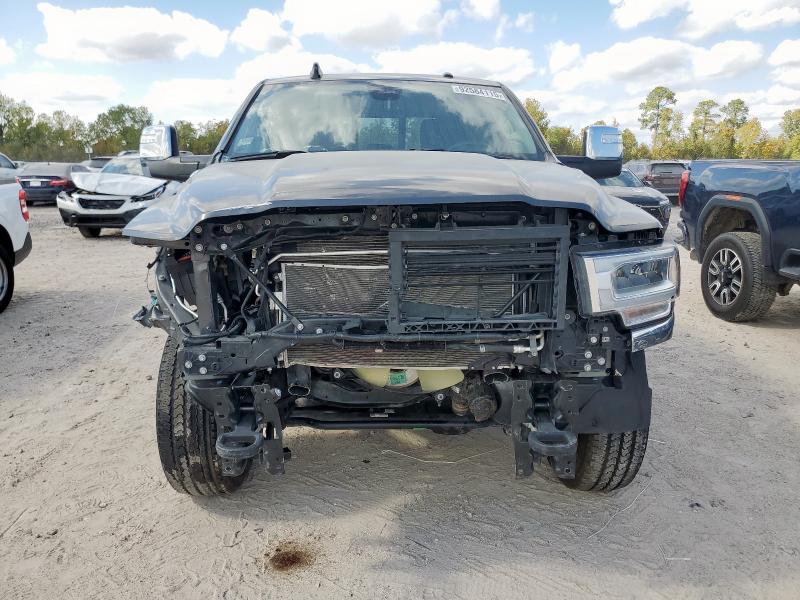 3C6UR5FL2RG324718 - 2024 RAM 2500 LARAMIE GRAY photo 5