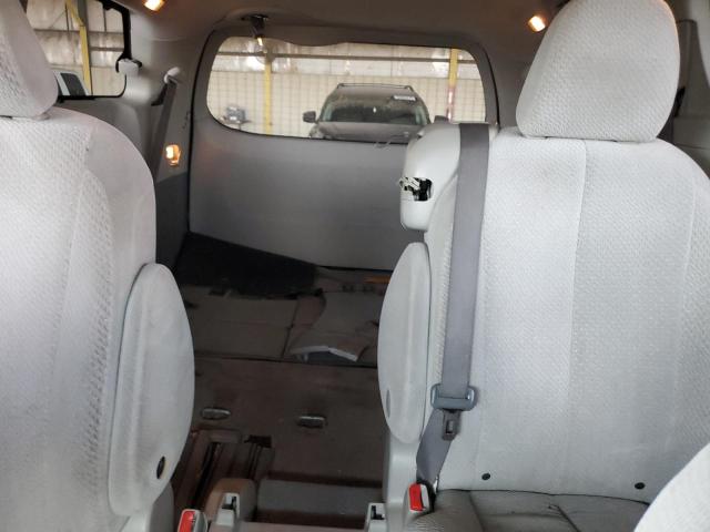 5TDKK3DC6BS119678 - 2011 TOYOTA SIENNA LE SILVER photo 10