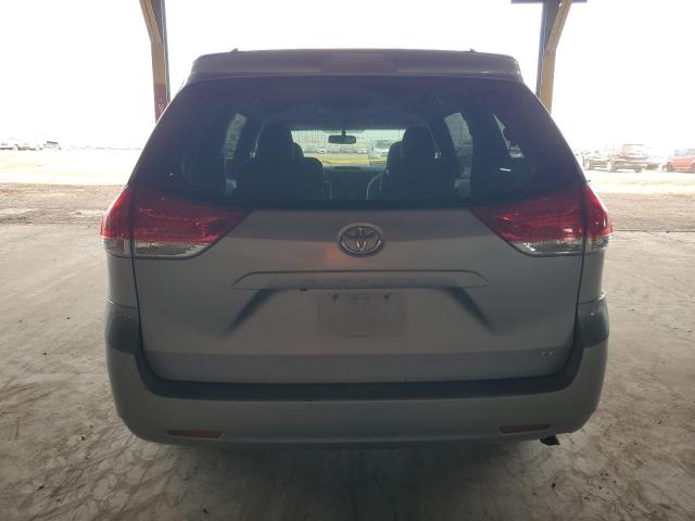 5TDKK3DC6BS119678 - 2011 TOYOTA SIENNA LE SILVER photo 6