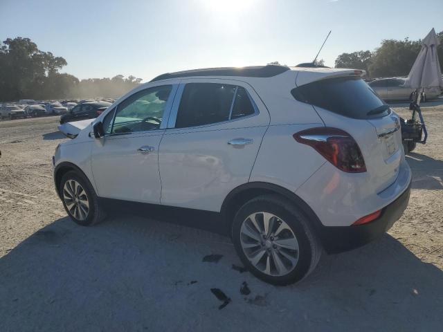 KL4CJASBXKB905829 - 2019 BUICK ENCORE PREFERRED WHITE photo 2