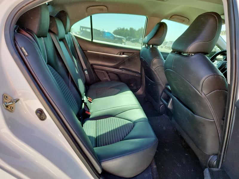 4T1M11AK5LU993864 - 2020 TOYOTA CAMRY SE თეთრი ფოტო 10