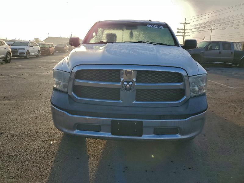 3C6JR7DT8DG511603 - 2013 RAM 1500 ST 白色 照片 5