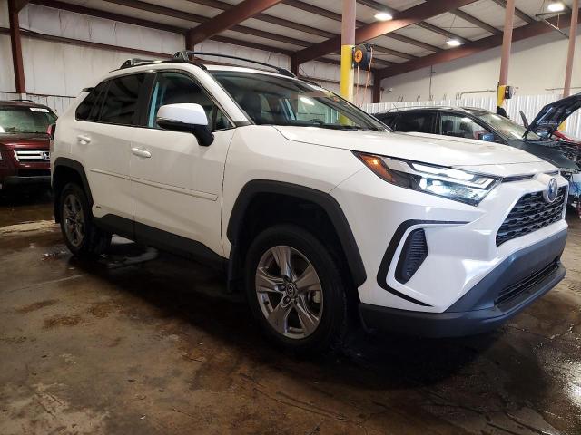 4T3RWRFV8RU129478 - 2024 TOYOTA RAV4 XLE WHITE photo 4