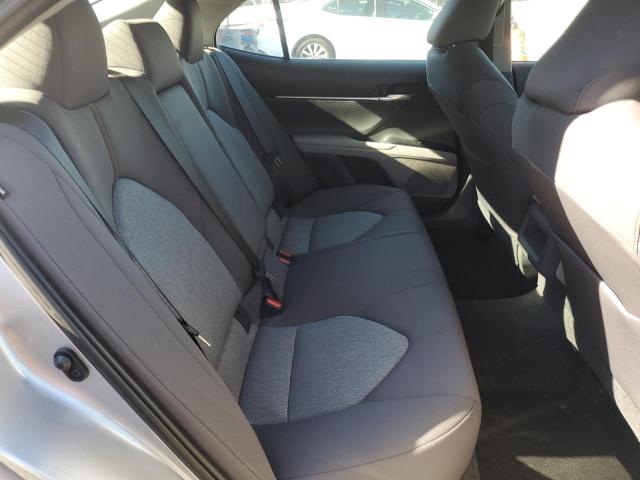 4T1C11AK4LU857513 - 2020 TOYOTA CAMRY LE SILVER photo 10