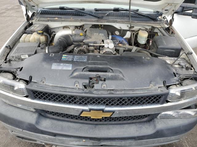 1GCHK231X1F213744 - 2001 CHEVROLET SILVERADO K2500 HEAVY DUTY WHITE photo 11